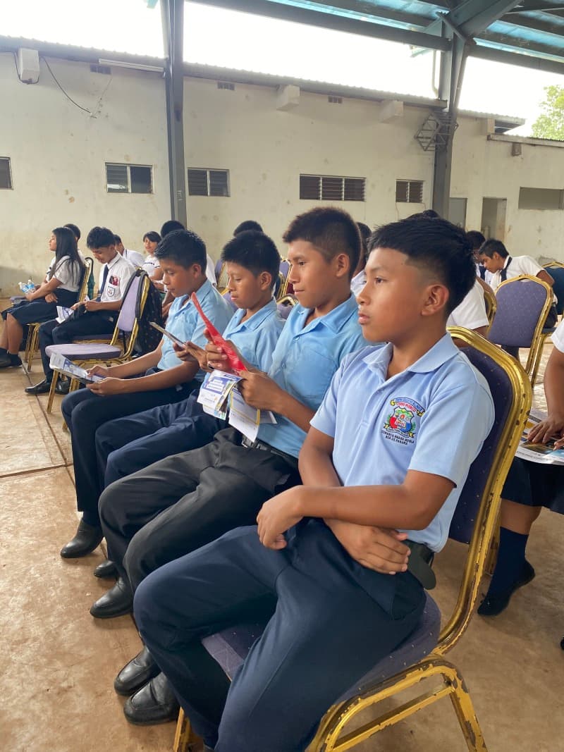 Participantes del Foro Juvenil 2025